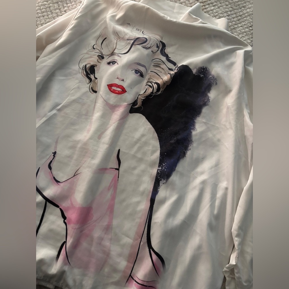 White and Pink Graphic Robe